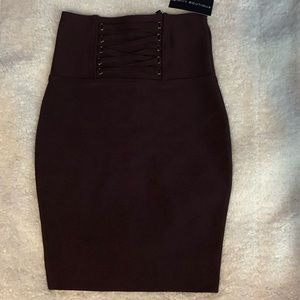 BOUTIQUE skirt deep purple